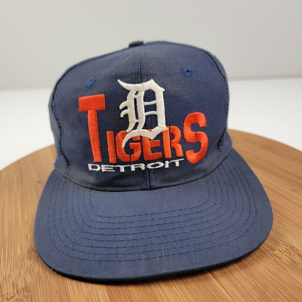 Vintage 1990's Detroit Tigers Old English Snapback Hat‎ Spell Out Script 90s